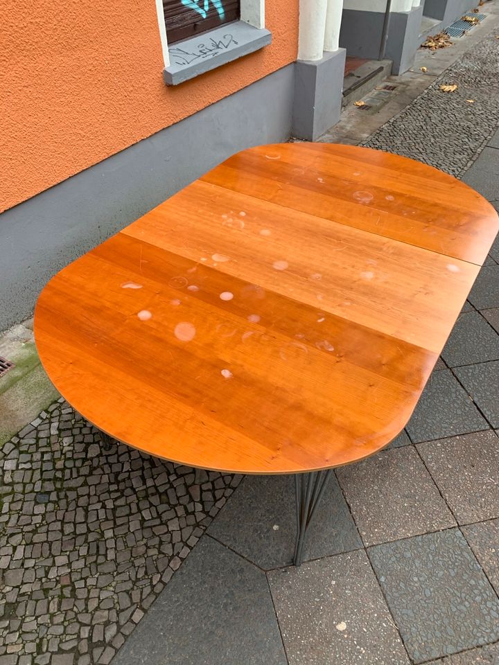 ✓ SALE ✓ Esstisch Tisch wie Fritz Hansen Holztisch mid Century 60er 70er Retro danish Design metallbeine in Berlin