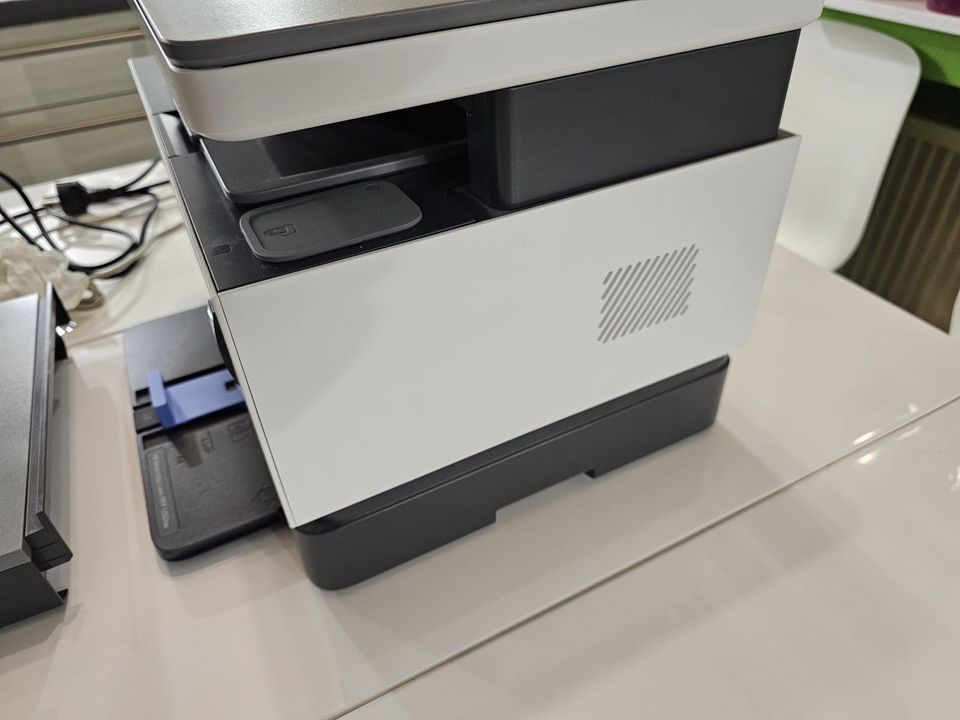 WIE NEU HP Neverstop Laser MFP 1202nw Drucker Scanner Kopierer in Maintal