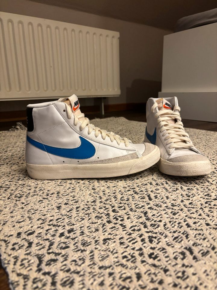 Nike Blazer Gr. 40 in Hemer