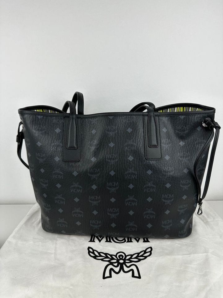 MCM Liz Medium schwarz Shopper Tasche in Kiel