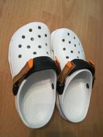 Neuwertige Crocs, Grundfarbe weiß, Gr. 42/ 43 Niedersachsen - Emden Vorschau