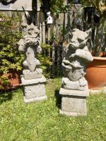 Gargoyles Figuren mit Säulen Gartenfiguren Skulpturen Steinsäulen Bayern - Mauern Vorschau