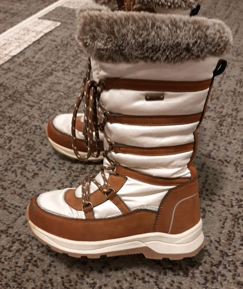 Mädchen Winterstiefel von Lurchi in Gr  31 in Rielasingen-Worblingen