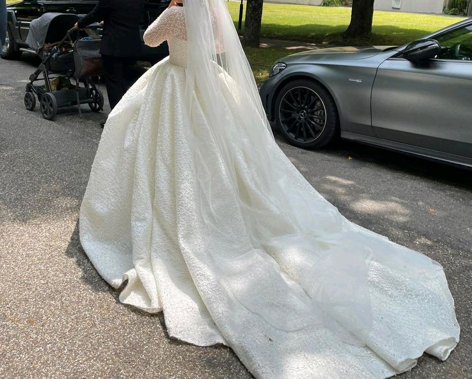 Gelinlik, Hochzeitskleid in einem guten Zustand in Ludwigshafen