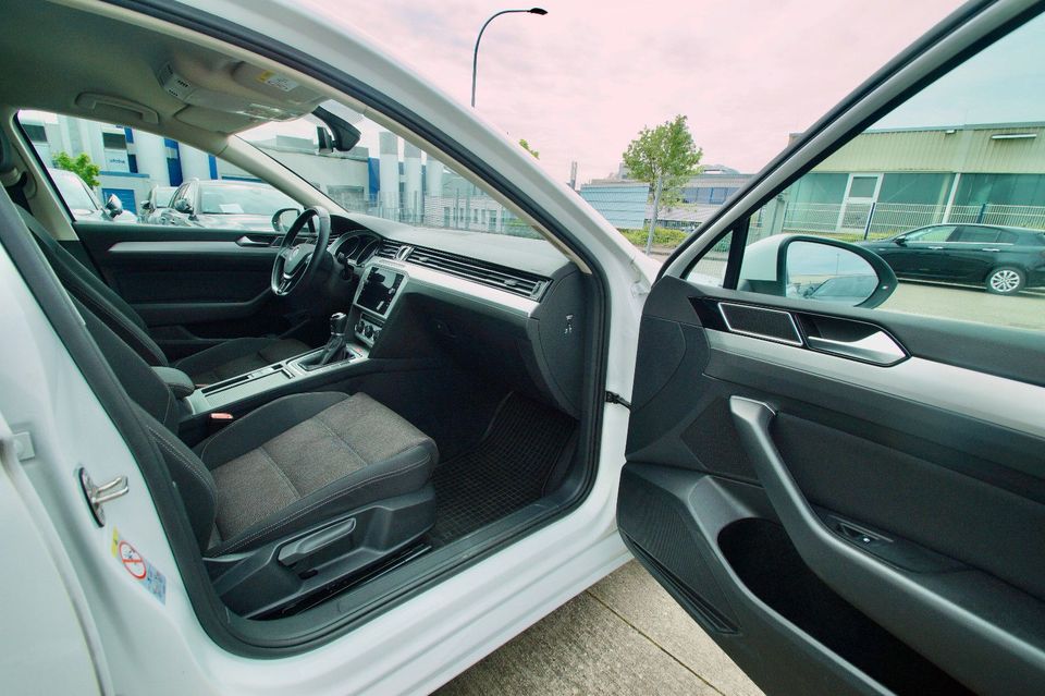 Volkswagen Passat Variant Comfortline BMT/Start-Stopp in Backnang