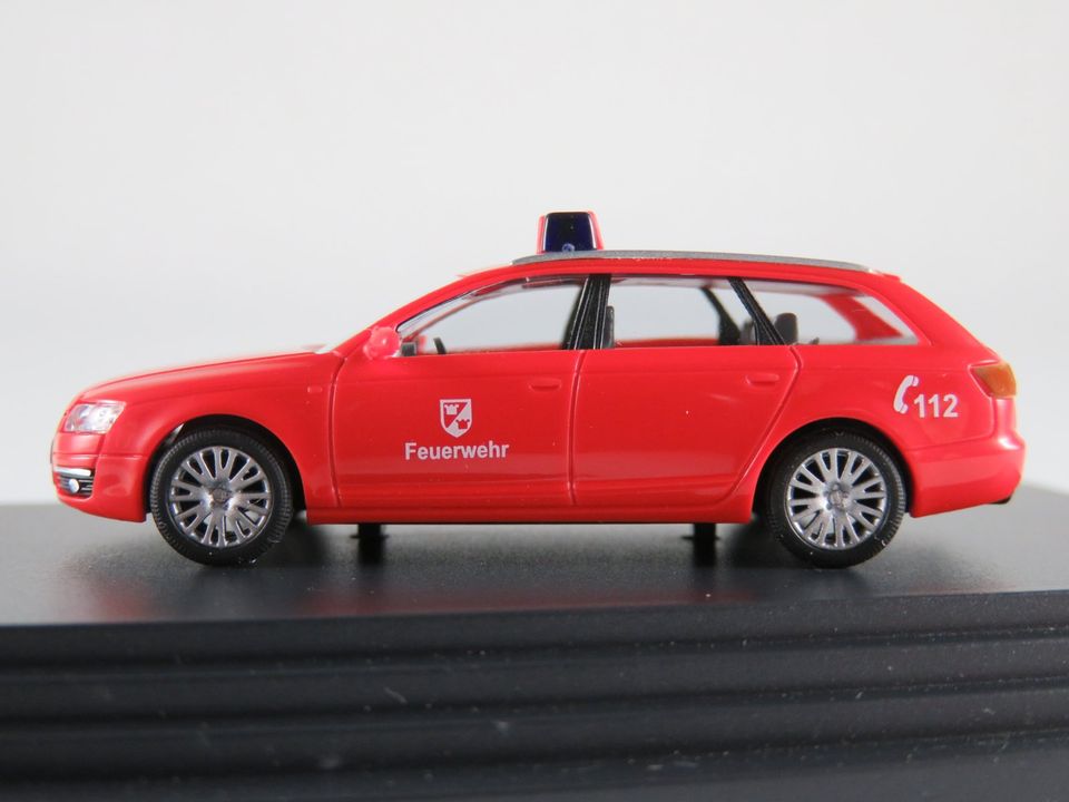 Busch Audi A6 Avant "Feuerwehr Interschutz Hannover 2005" 1:87/H0 in Bad Abbach