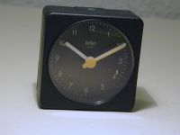 BRAUN ANALOG ALARM CLOCK AB1A BLACK Hessen - Oberursel (Taunus) Vorschau