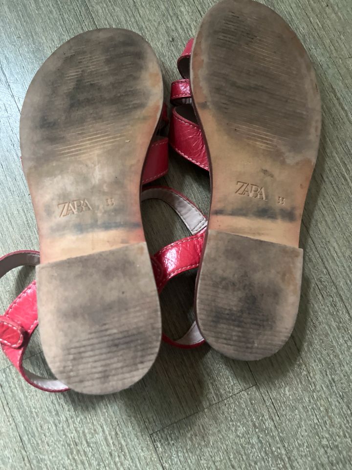 Zara Sandalen Rot Größe 33 TOP in Bremen