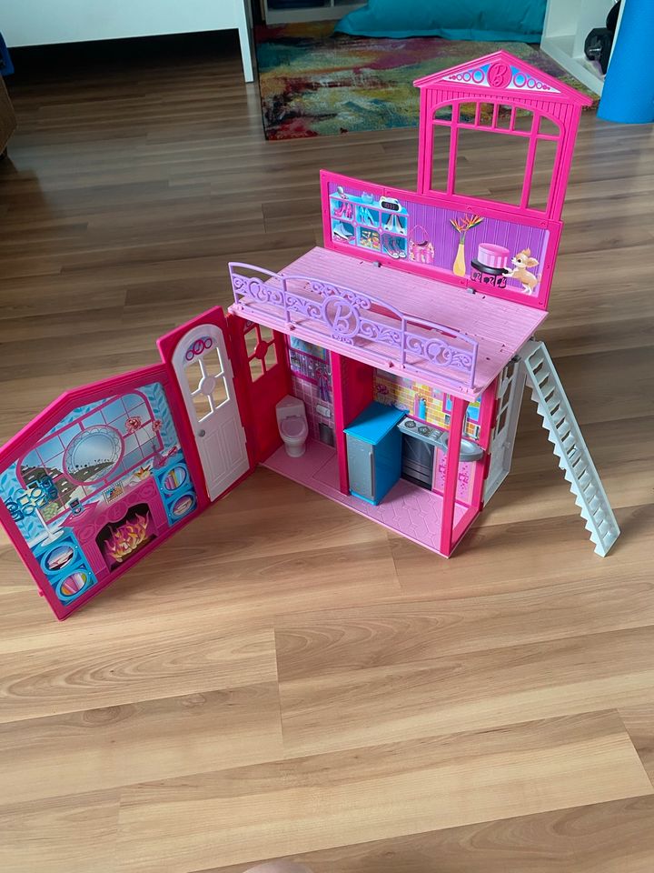 Barbie Dream House in Usingen