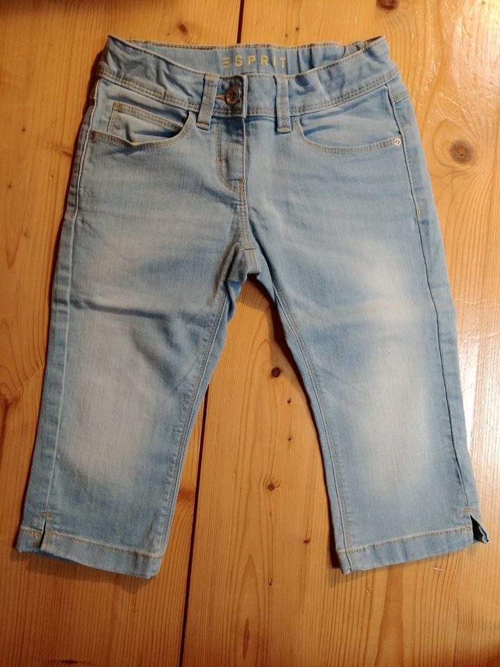 3/4 lange Jeans von ESPRIT, Gr. 140, neuwertig, Kinder, Mädchen in Icking