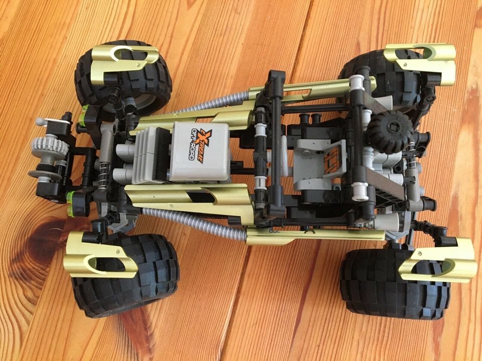 Lego Extreme Off Road Fahrzeug in Niendorf an der Stecknitz