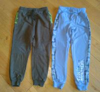 2x Sweathose Jogginghose 134/140 Junge Nordrhein-Westfalen - Schieder-Schwalenberg Vorschau