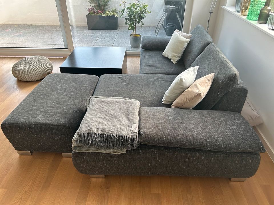Sofa mit Hocker von Koinor in Stuttgart