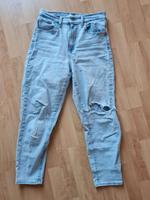 Levi's High Waisted Taper W28 L27 hellblau ripped Hessen - Gießen Vorschau