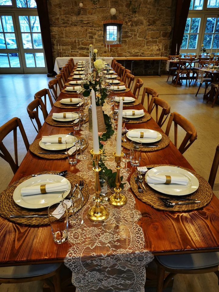 Miete Hochzeit Tisch Holz ,rustikaler Holztisch im Verleih in Frankenhardt