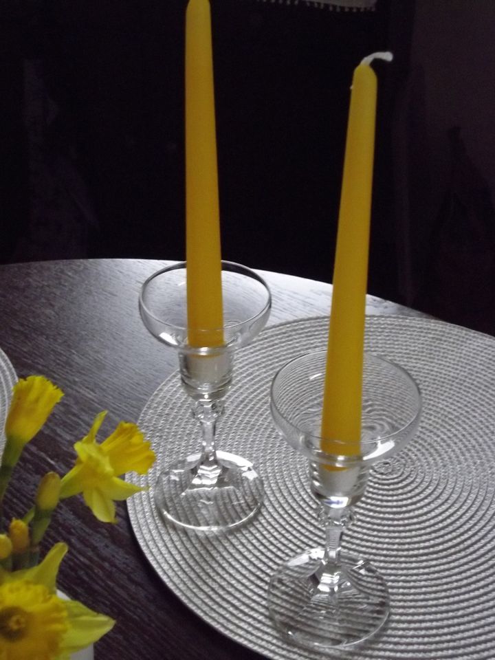 2 hübsche gläserne Kerzenhalter/Leuchter in Worpswede