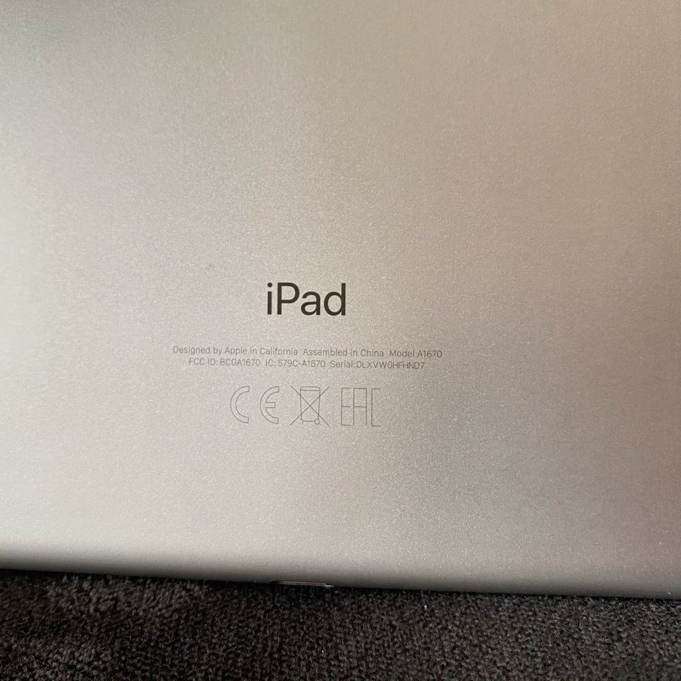 iPad Pro 12.9“ 2017 (A1670) + Apple-Pencil 1 (A1603) + Hülle #top in Hann. Münden