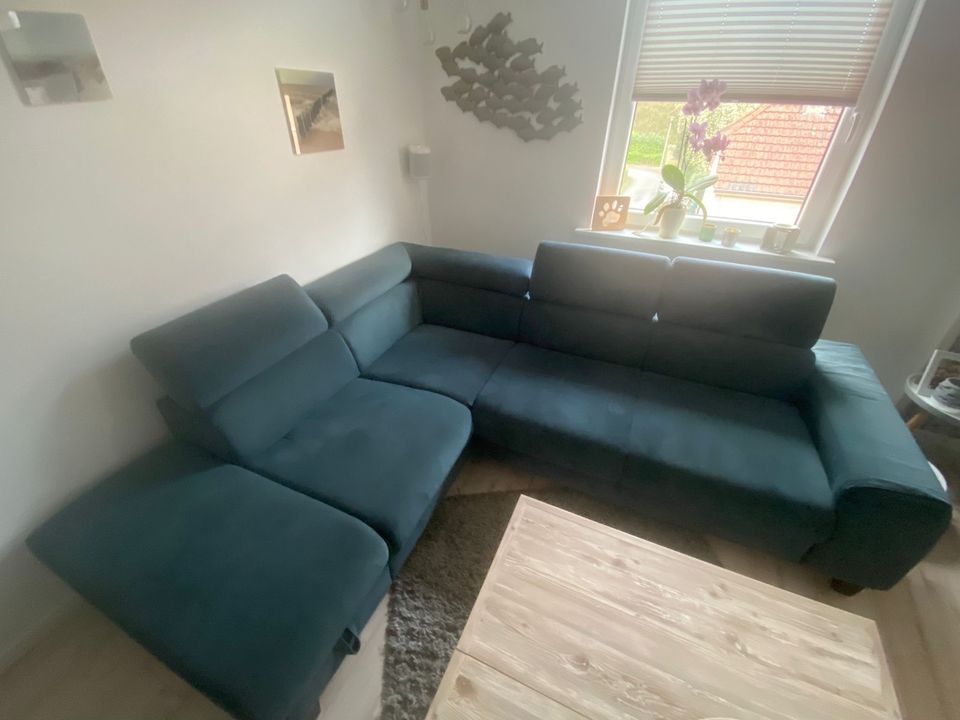 L-Couch Grün mit Schlaffunktion in Schwerte