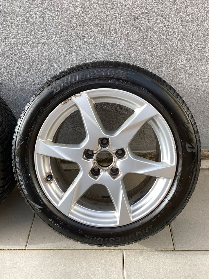 Audi Original Alufelgen 17 Zoll mit Winterreifen 225/50 R17 in Tuttlingen