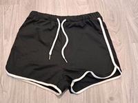 Verkaufe Shorts schwarz von Shein Gr. XS Hessen - Siegbach Vorschau