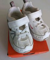 Nike Sneaker weiß, "little Dart 6 Lea" Größe 22 neu Berlin - Steglitz Vorschau