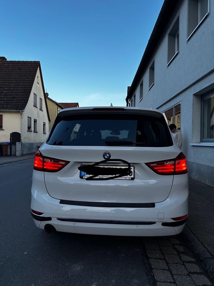 BMW Grand Tourer 2 (F46) 7Sitzer Sport Line in Kreuzwertheim