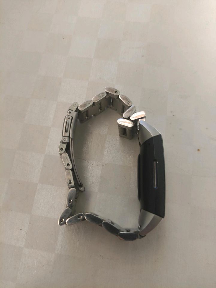 Fitbit Uhr mit Edelstahl Armband in Leipzig