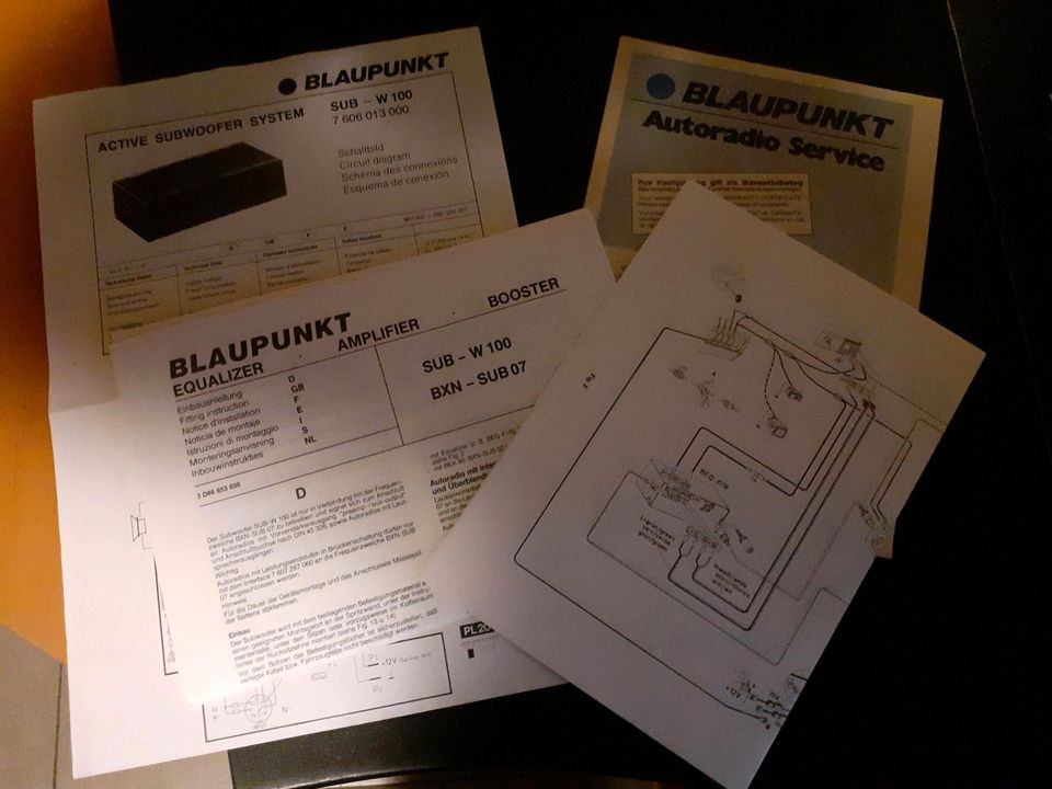 Blaupunkt SUB-W 100 Active Subwoofer System Verstärker in Winnenden