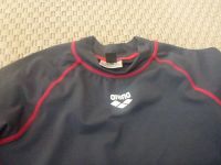 Arena Schwimmshirt UV Shirt kurzarm schwarz rot 152 Baden-Württemberg - Gundelfingen Vorschau