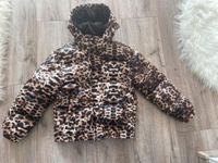 Guess Winterjacke Gr. 152 leoprint Sachsen-Anhalt - Landsberg (Saalekreis) Vorschau