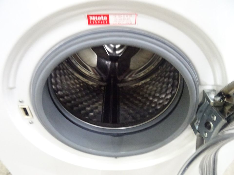 Waschmaschine Miele  A+++  8Kg 1600U/min **1 Jahr Garantie** in Berlin