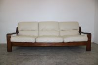 Dresitzer Couch von Rolf Benz Beige Leder Eichegestell Sofa 80er Friedrichshain-Kreuzberg - Kreuzberg Vorschau