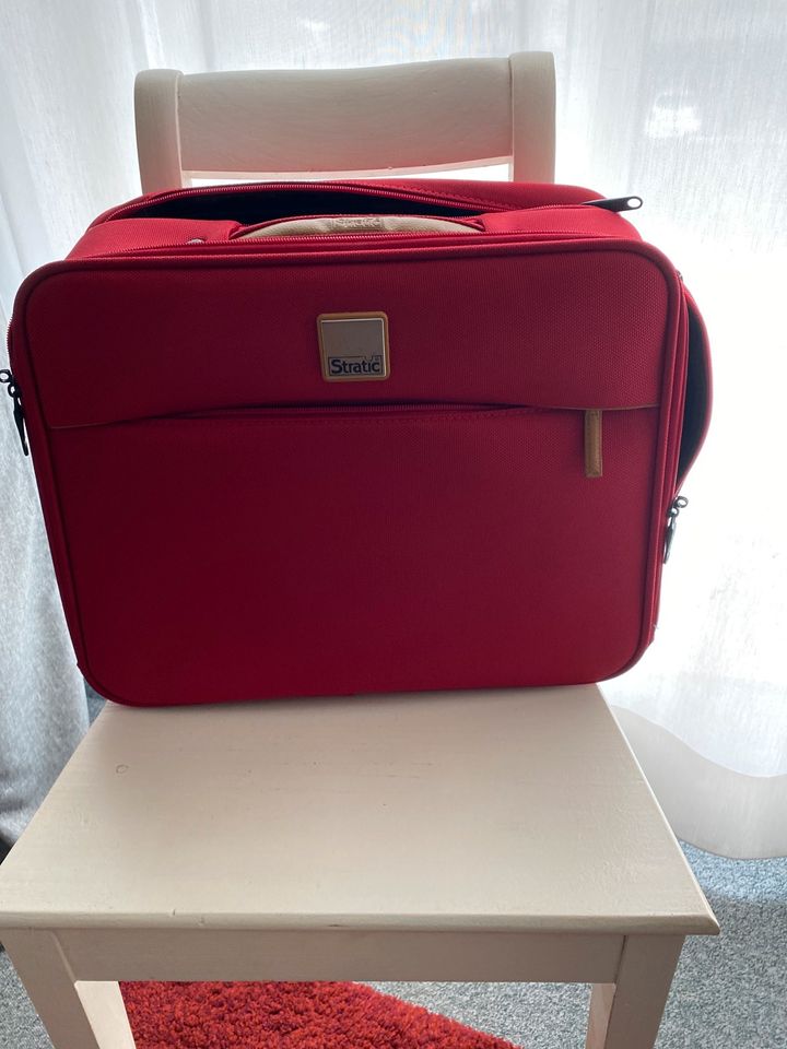 Boardcase  Stratic rot Handgepäck Koffer klein in Hürth