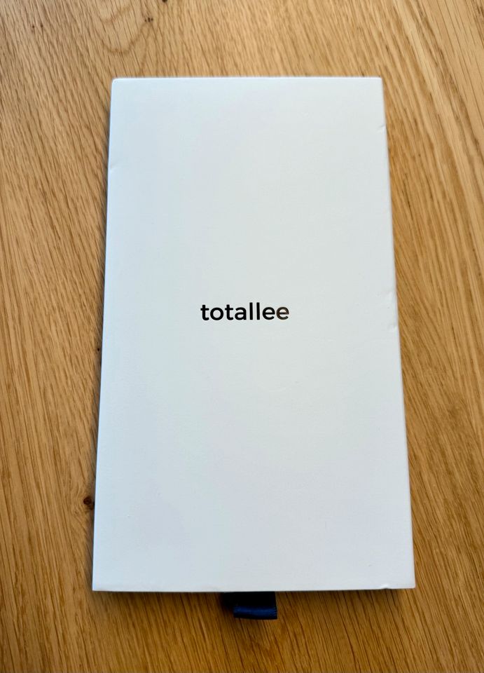 iPhone 15 pro totallee slim Hülle in Köln