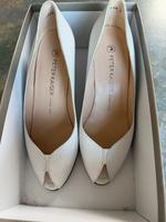 Damen Stöckelschuhe „Peter Kaiser“Größe EU 38 Sachsen - Flöha  Vorschau