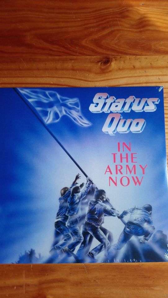 Status Quo - In The Army Now / Vinyl Reissue 2017 / still sealed in Berlin