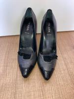 Prada neuwertig Pumps Schuhe Silber schwarz 38,5 Berlin - Charlottenburg Vorschau