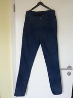 NEU dunkelblaue Jeans Gr. 36- ESMARA- Nordrhein-Westfalen - Pulheim Vorschau