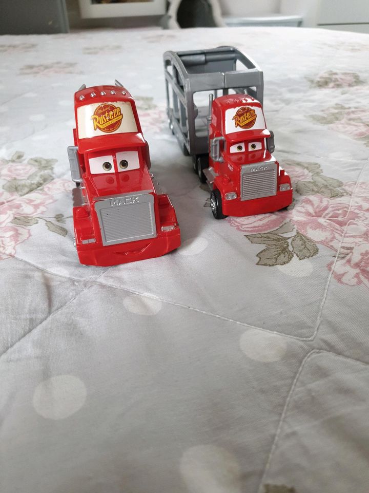 Cars 2 Trucks in Warburg