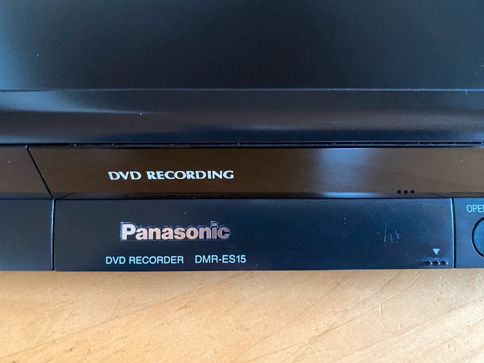 Panasonic DMR-ES15 DVD Recorder in Grafhorst