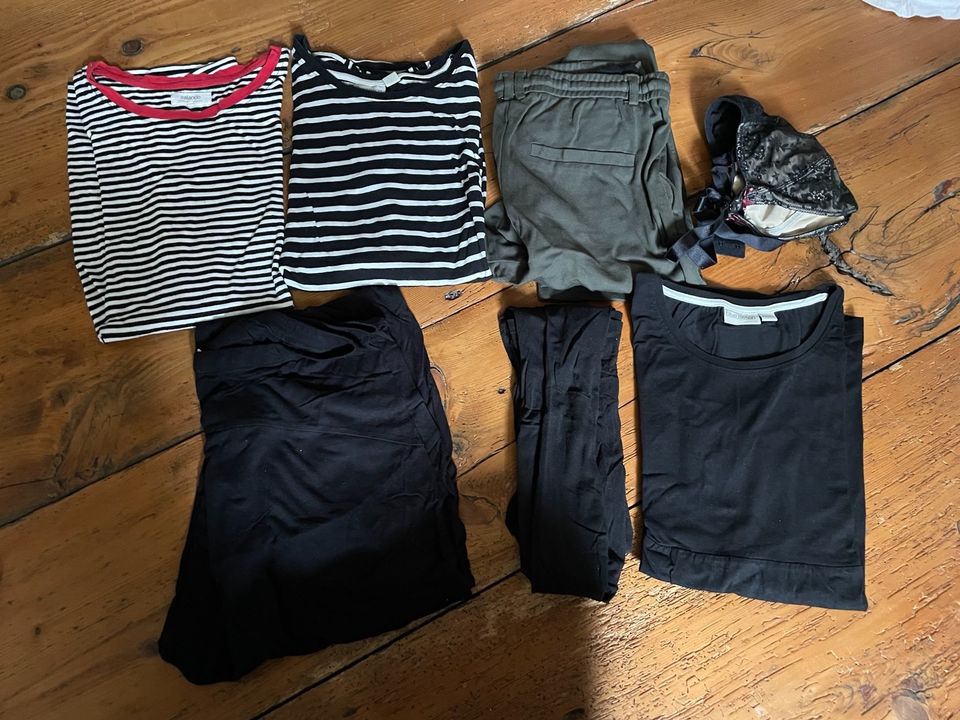 Umstandsmode 29Teile Esprit, H&M, Kleider, Shirts, Pullover  M in Renchen