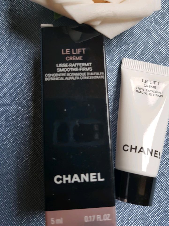 Chanel Le Lift Creme 5ml Neu ovp in Harpstedt