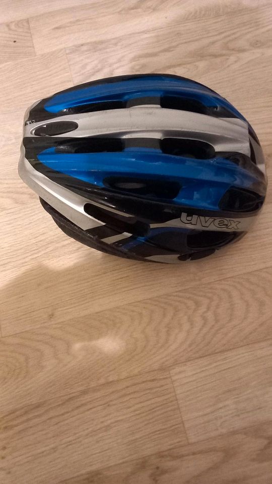 Fahrradt helm   jetzt 3 euro in Mülheim (Ruhr)