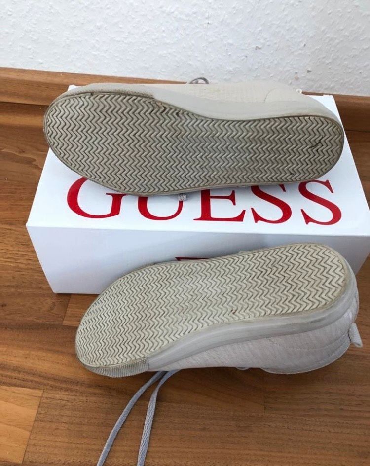 Damen Schuhe Sneakers Schnürschuhe Guess Größe 37 grau in Heidenheim an der Brenz