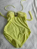 Badeanzug Größe 46 von Bodyflirt in neonfarben Düsseldorf - Mörsenbroich Vorschau