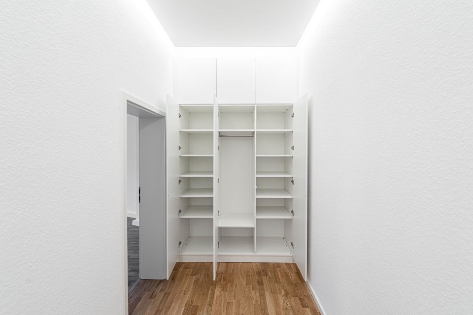 Erstbezug nach Modernisierung: Großzügiger 2-Zimmer-Traum mit Süd-Balkon in Leipzig