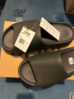 Yeezy Slide Granite US12/EU47 Baden-Württemberg - Mannheim Vorschau