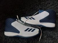 Adidas Schuhe neuwertig Berlin - Spandau Vorschau