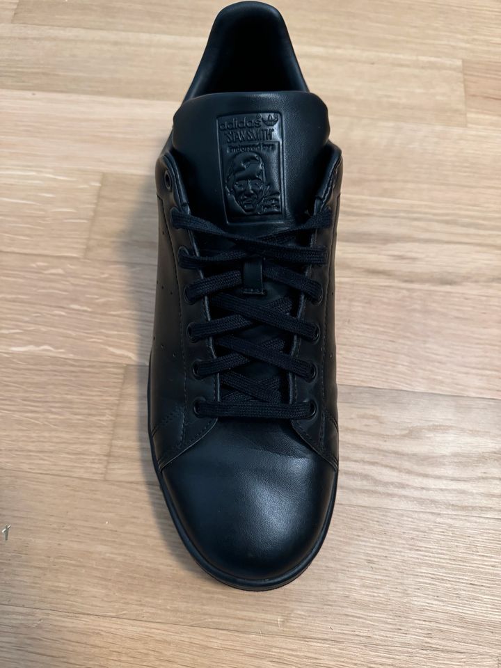 ADIDAS Stan Smith Schuh all black originals WIE NEU in Stuttgart