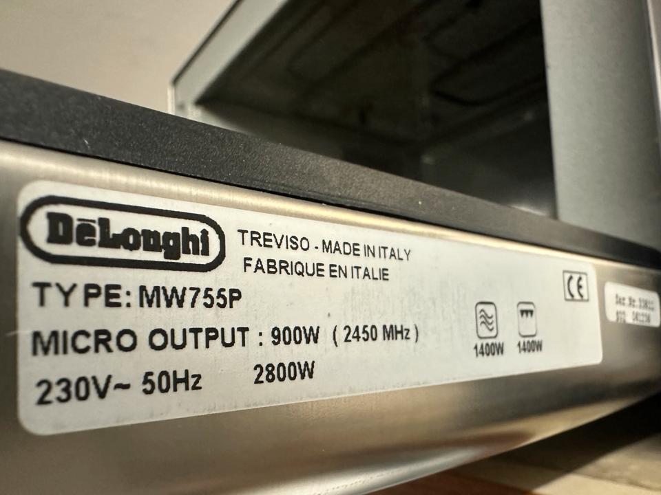 Mikrowelle Delongi Pasta MW755P Microwelle und Grill 900 Watt in Kirchheim bei München